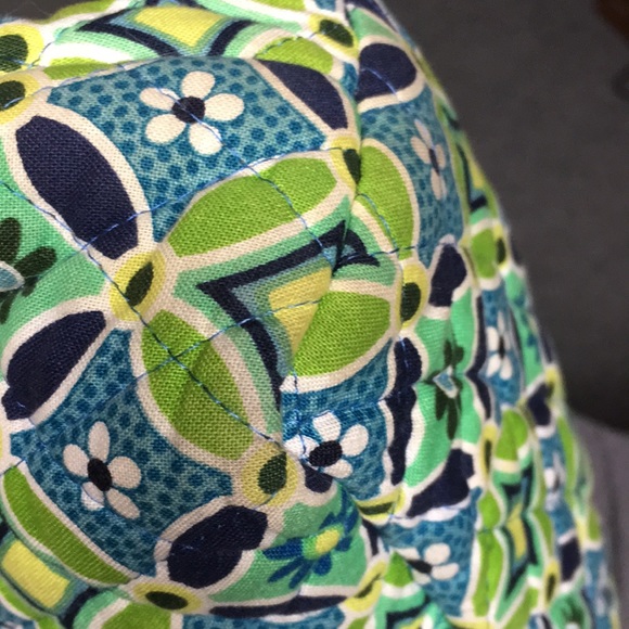 Green and Blue Vera Tote Bag - Picture 6 of 9